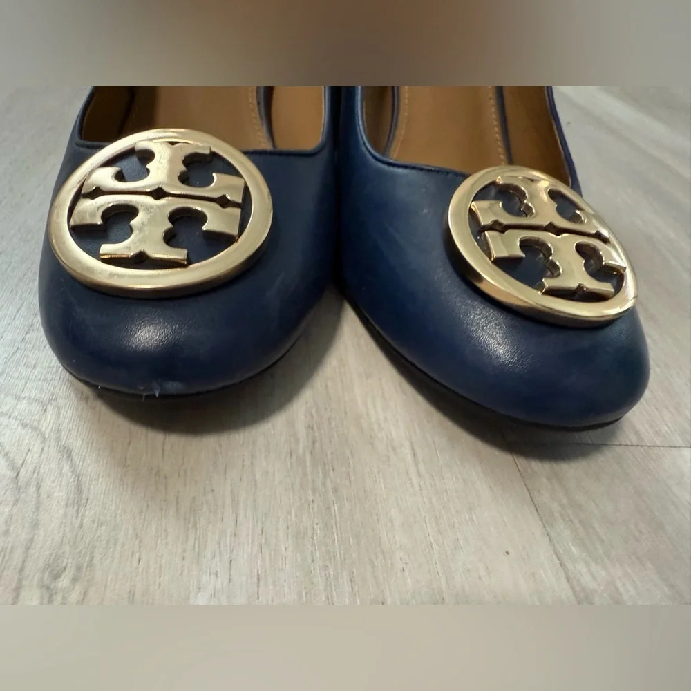 Tory Burch Chelsea pumps in Tory Navy Napa Leather Sz 9.5